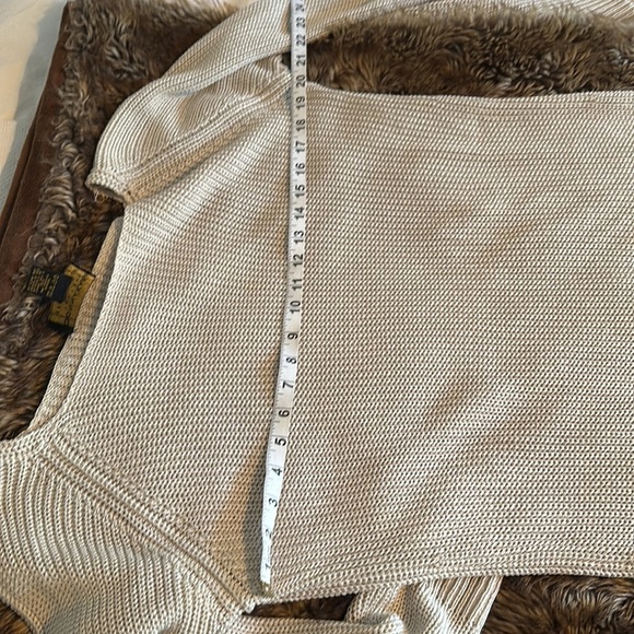 DONNA Karan Essentials champagne sweater that hugs your body ever so slightly L - Picture 9 of 11